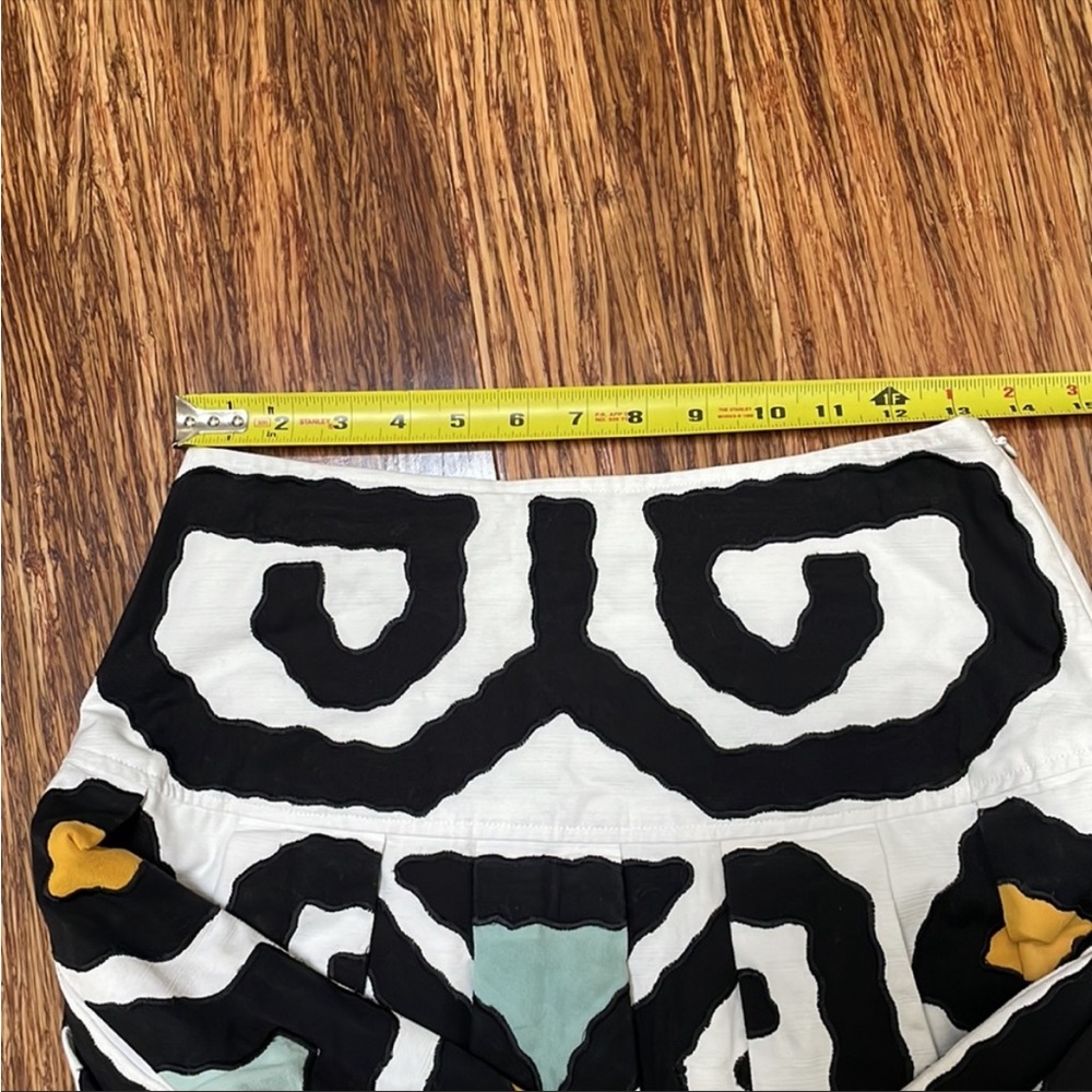 Diane von Furstenberg white cotton colorful abstract print pleated skirt size 6 - Picture 8 of 9